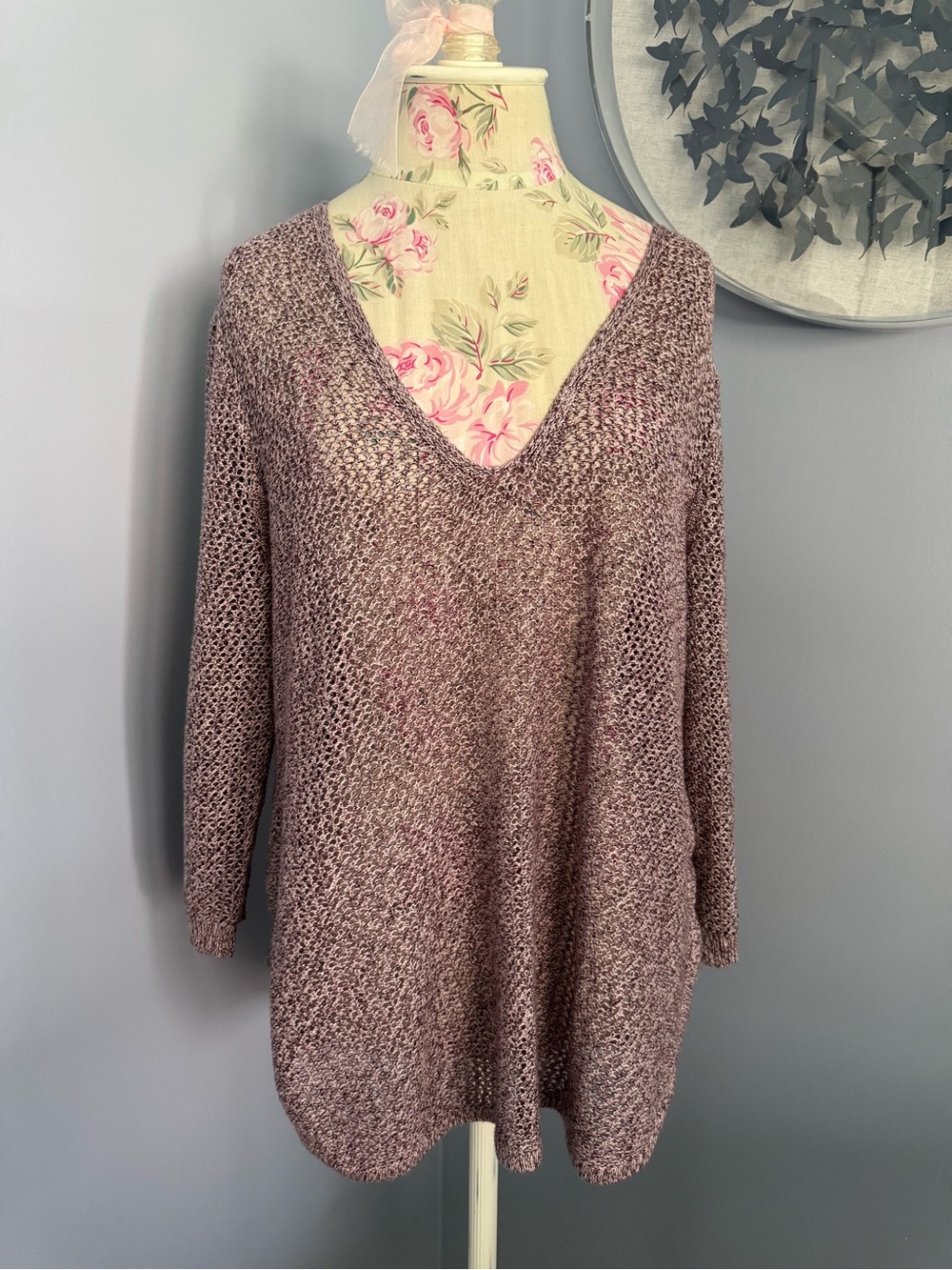 New York & Company Dusty Mauve Open-Knit V-Neck Sweater